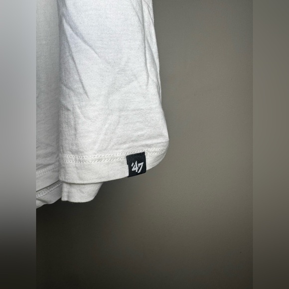 New York Knicks Long Sleeve Tee – White (Men’s XLarge ) - Picture 4 of 5